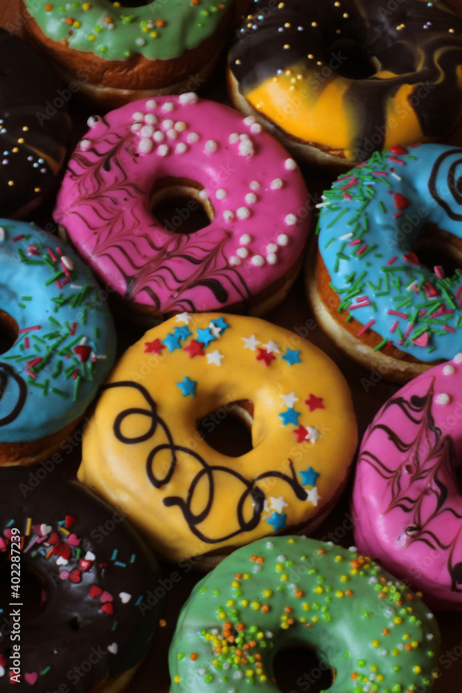 Donuts Donuts
