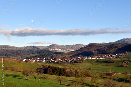 Der Schönberg bei Freiburg an einem sonnigen Wintertag