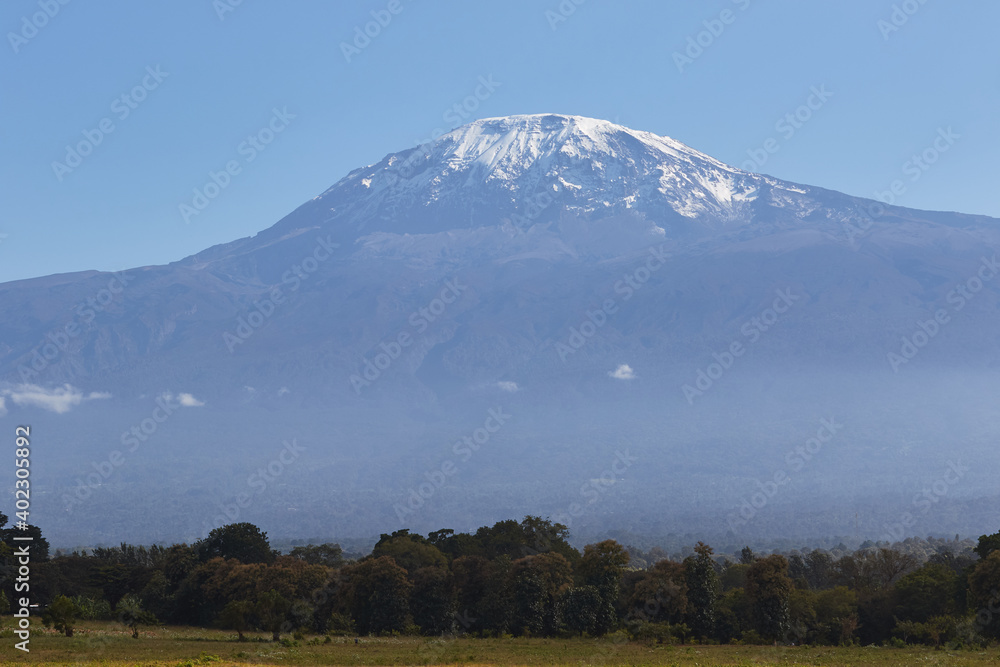 Obraz premium The view of Mt Kilimanjaro in Tanzania