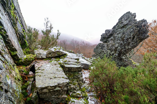 фотографія Rock and fog landscape in winter with rock formations.