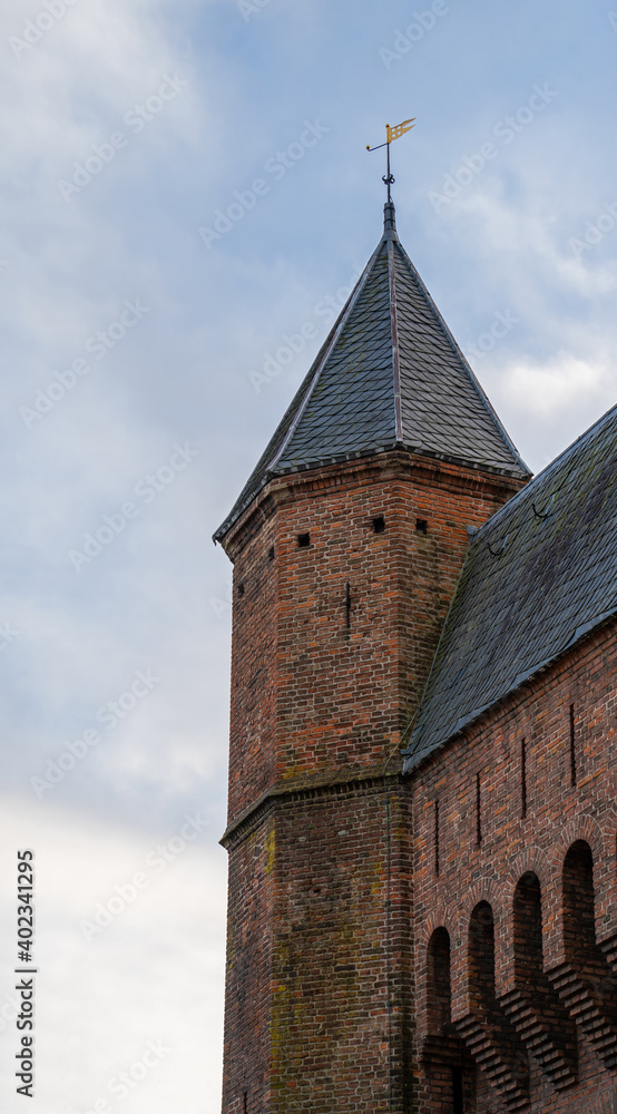 Fototapeta premium Detail of a building with architectural ornament 