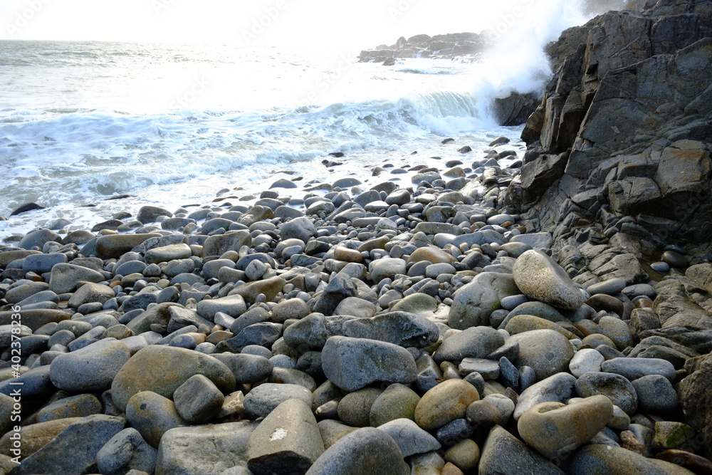 Fototapeta premium A wave crashing at 