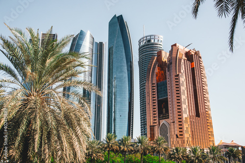 abu dhabi skyscrapers