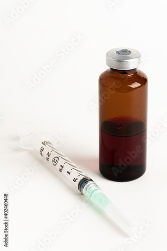 Hygienic Single-Use Plastic Disposable Injection And Amber Color Vaccine Vial