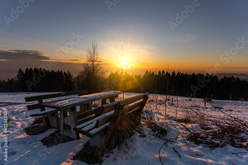 Winterlandschaft bei Sonnenuntergang im Bayerischen Wald © Harald Schindler