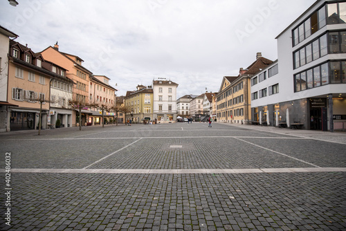 Leerer Neumarkt in Winterthur photo