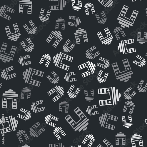 Grey India Gate in New Delhi, India icon isolated seamless pattern on black background. Gate way of India Mumbai. Vector.