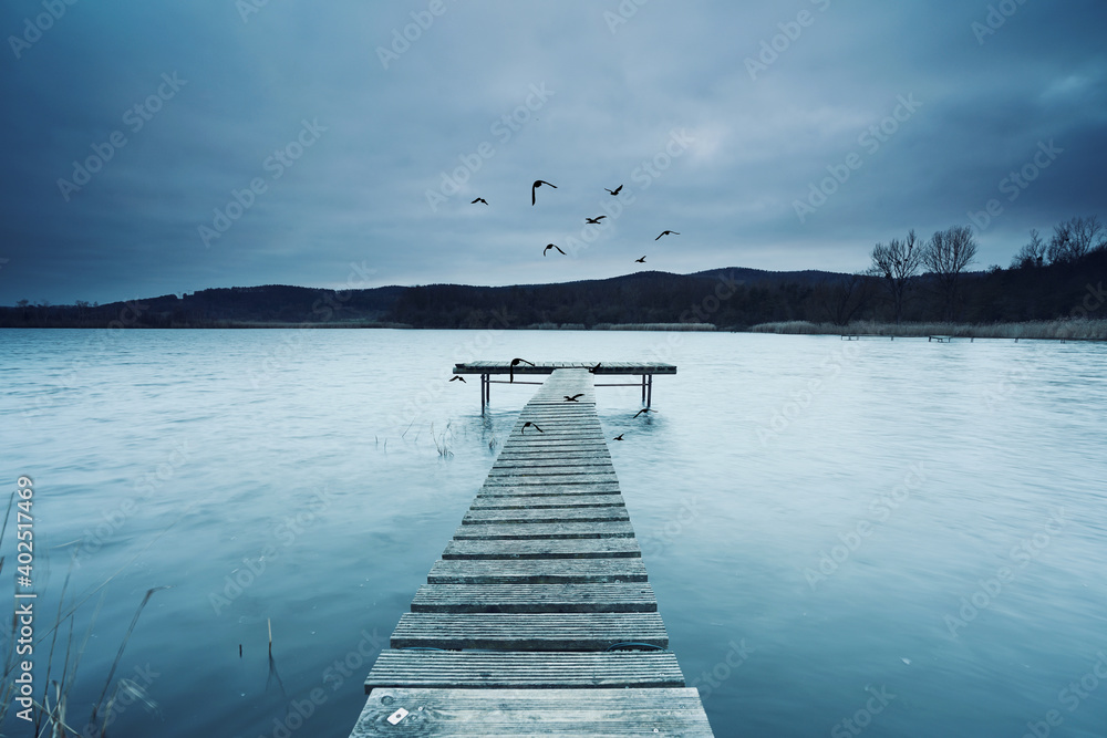 Obraz premium Holzsteg am See