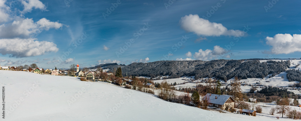 Panoramaaufnahme von Scheffau, Allgäu im winter Panoramaaufnahme von Scheffau, Allgäu im winter