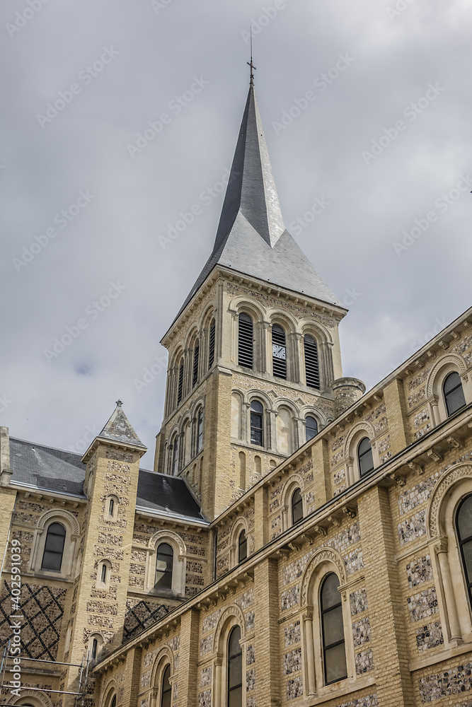 Saint-Vincent-de-Paul church - parish church in city of Le Havre in Seine-Maritime dedicated to Saint Vincent de Paul. Built between 1849 and 1860 in neo-Roman style. Le Havre, France. Saint-Vincent-de-Paul church - parish church in city of Le Havre in Seine-Maritime dedicated to Saint Vincent de Paul. Built between 1849 and 1860 in neo-Roman style. Le Havre, France.