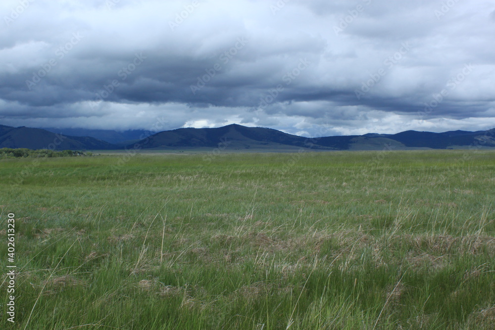 Open fields of Montana beckon travelers Open fields of Montana beckon travelers
