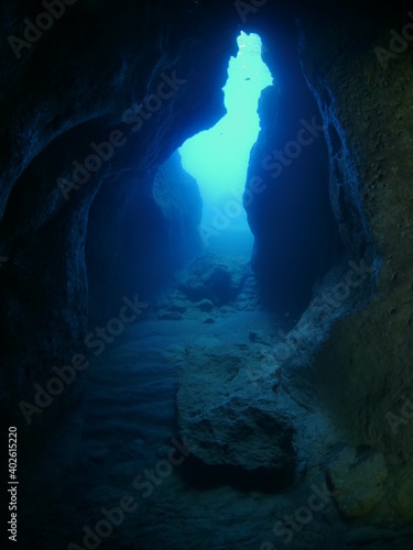 cave scenery underwater cave dive diving in caves ocean topography landscape scenery