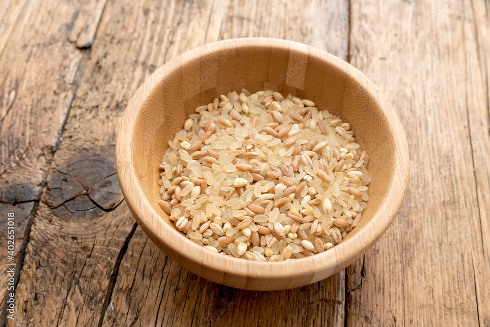 Mixture of Spelled Rice and Barley Mixture of Spelled Rice and Barley