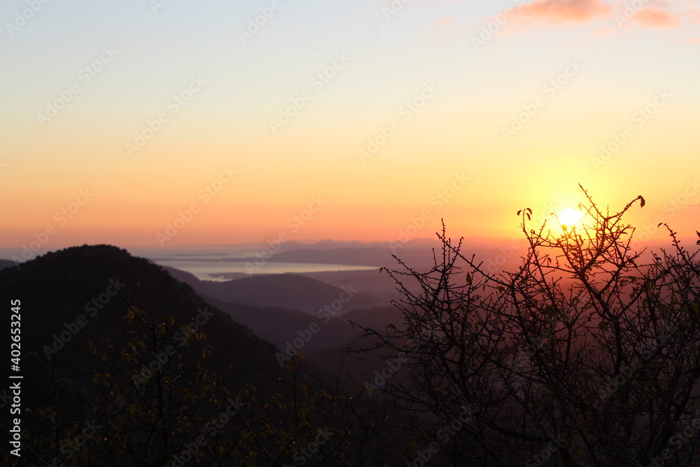 Fototapeta premium Angoli di riviera francese in autunno
