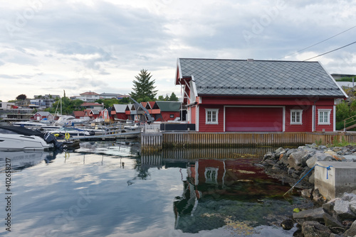 Norwegen - Bergen - Stadtteil Hjellestad photo