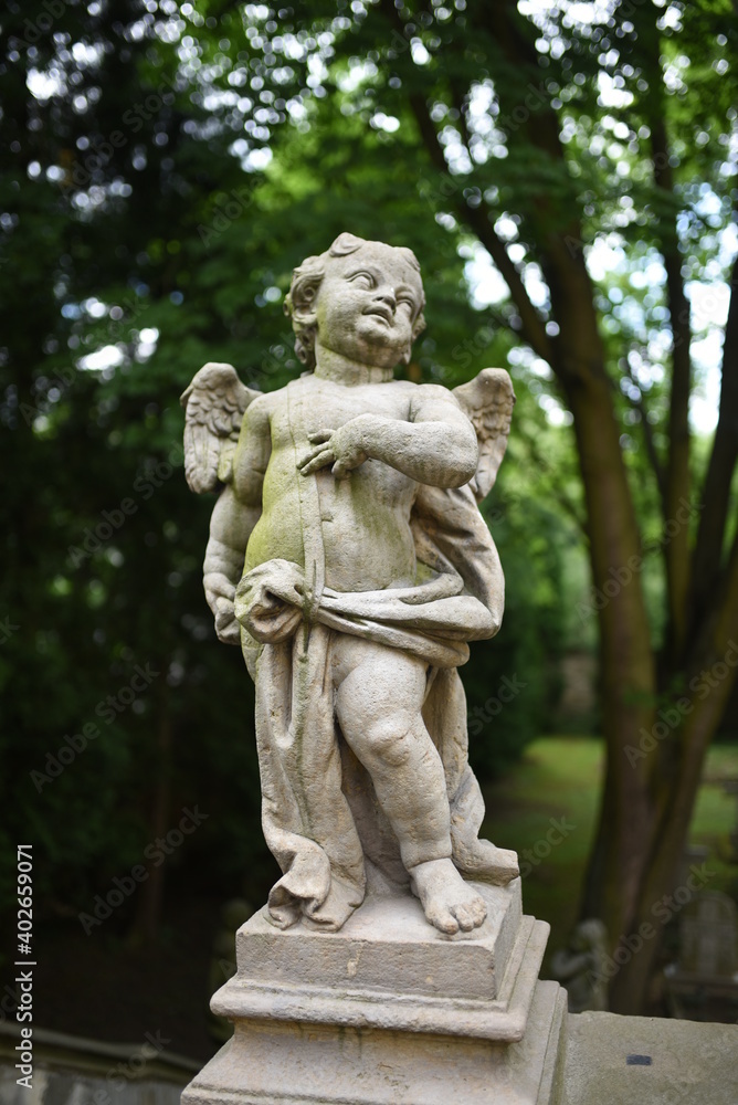 statue of angel