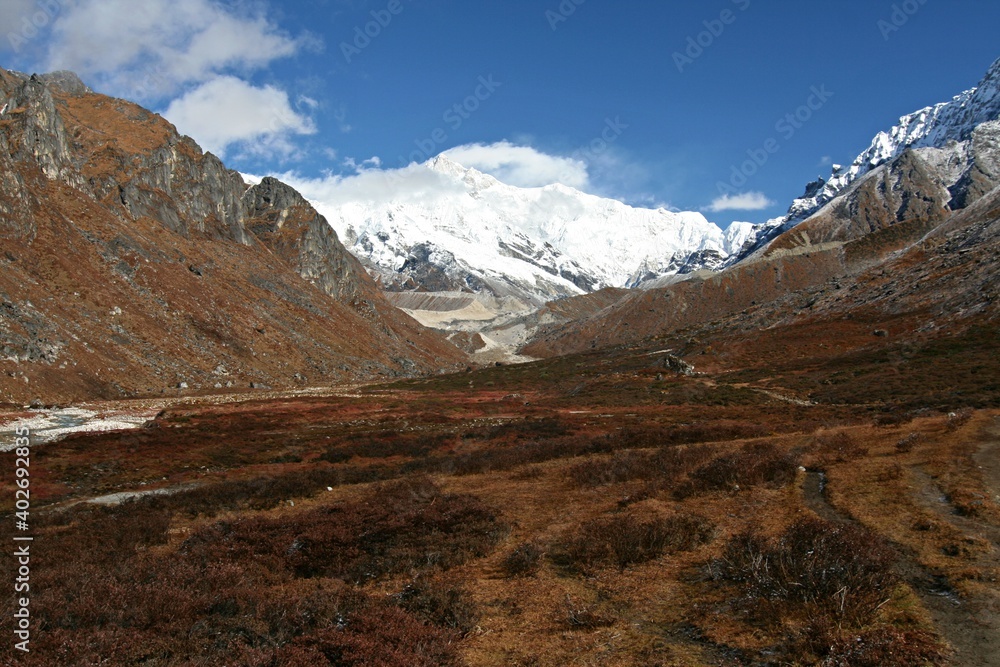 Kangchenjunga 8.586 meters. It is the third highest mountain in the world and the highest mountain of India. View from the Rathong Chu valley. Nord Sikkim. India.Asie. Kangchenjunga 8.586 meters. It is the third highest mountain in the world and the highest mountain of India. View from the Rathong Chu valley. Nord Sikkim. India.Asie.