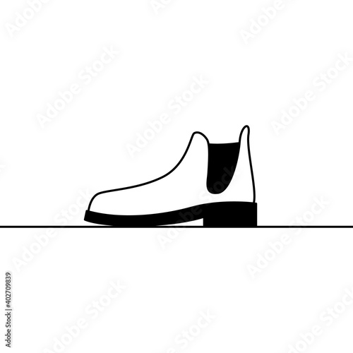 Shoe icon. Outline vector icon of stylish shoe, classic chelsea boot. Black and white linear illustration of elegant leather footwear