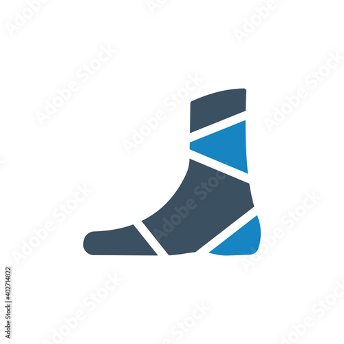 wounded foot system icon. wounded foot icon vector. Linear style sign for mobile concept and web design. wounded foot symbol illustration