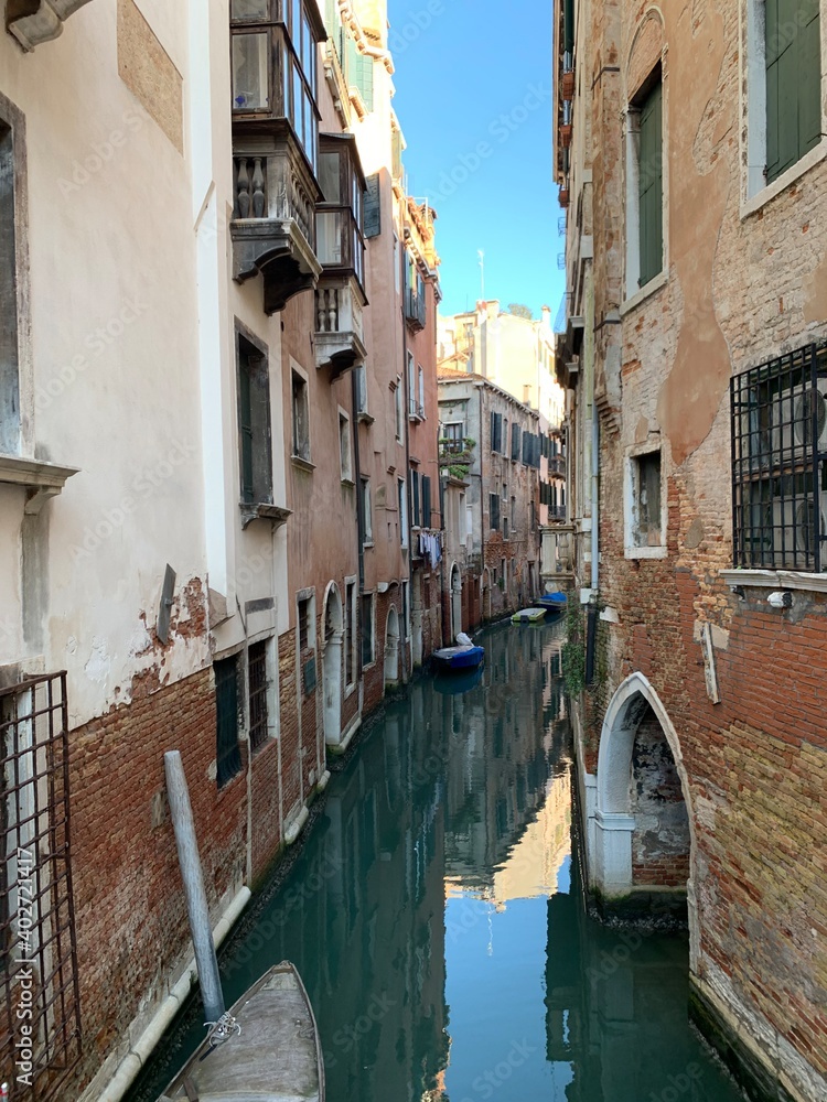 Venedig Venetien Italien Stadtteil Cannaregio am Wasserkanal und Häuser im Winter