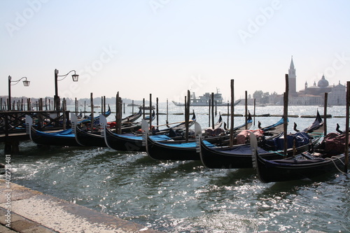 Gondeln in Venedig © racoon40