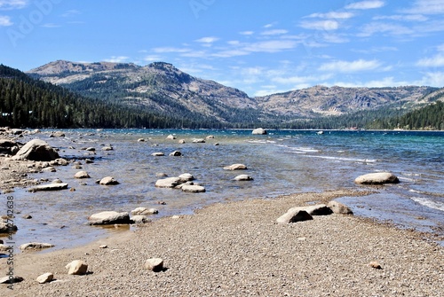 Cuadro en lienzo Donner Lake near Donner Pass in the Sierra Nevada Mountains in northeast California