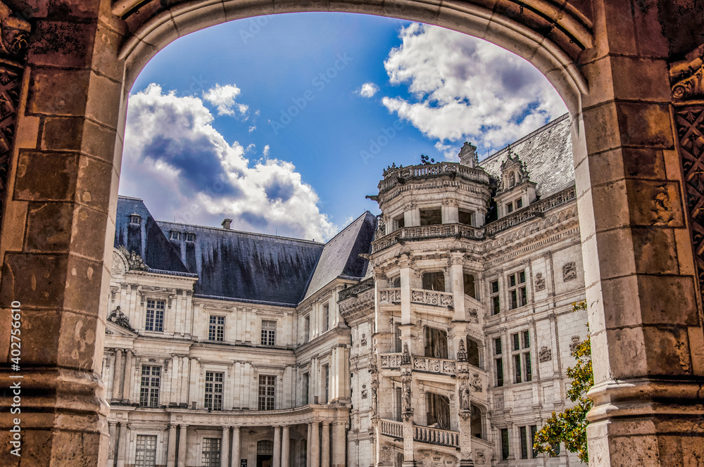 Obraz premium Majestic Castle of Blois with its Spiral Stairs