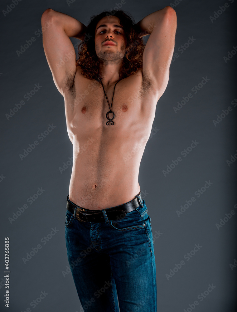 Naklejka premium Shirtless young guy