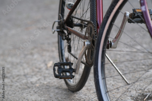 A photo of a bicycle chain parked on a road