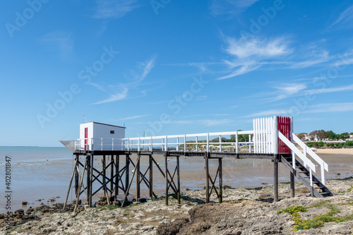 FOURAS (Charente Maritime, France), maison de pêcheur sur pilotis ou Carrelet