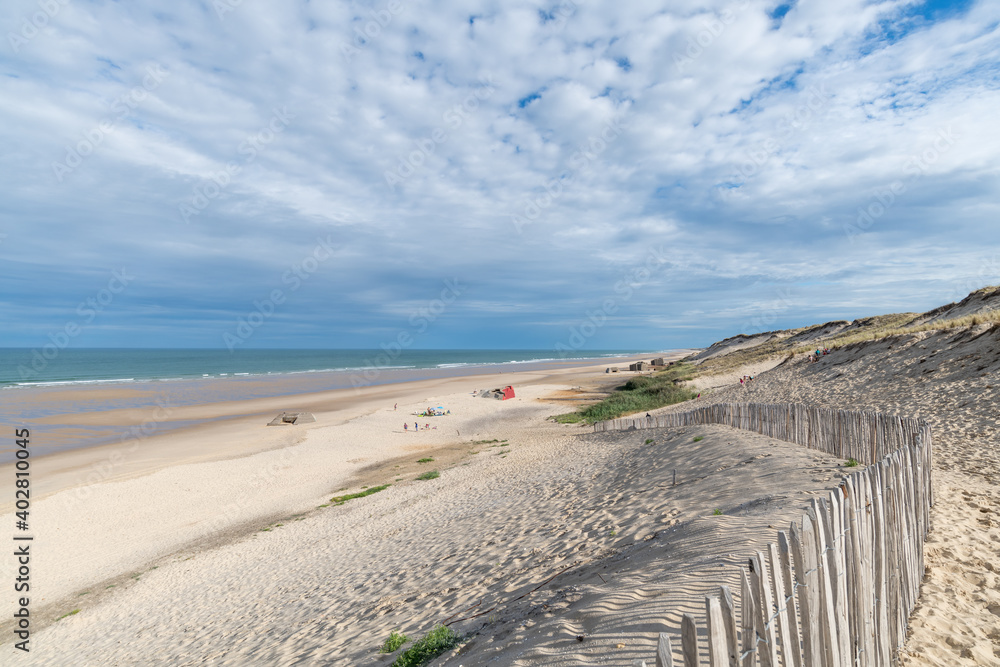 Fototapeta premium NAUJAC (Médoc, France), la plage du Pin Sec entre Hourtin et Soulac