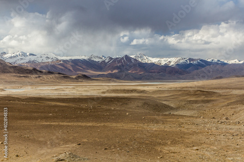 Snow covered peaks of Pamir mountains, Tajikistan © Matyas Rehak