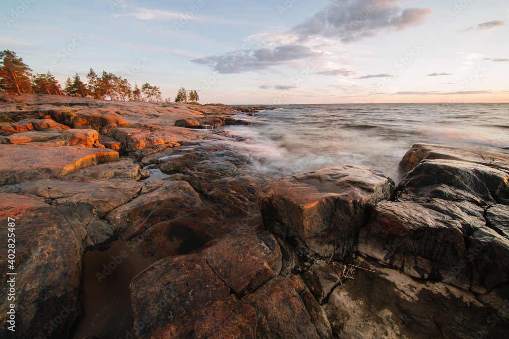 Fototapeta premium Beautiful rocky shoreline in Finland