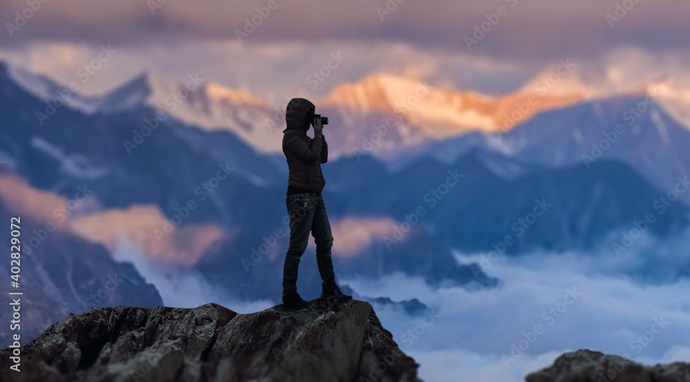 Travel photographer woman shooting nature photography mountain landscape