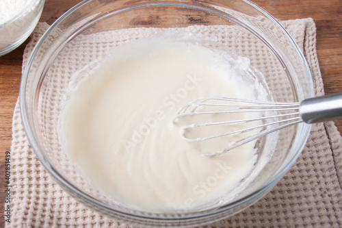 Dough preparation with whisk