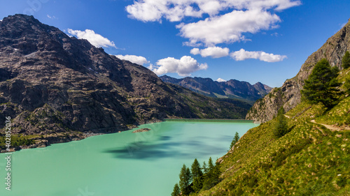 Fototapeta Naklejka Na Ścianę i Meble -  The Alpe Gera lake and his dam