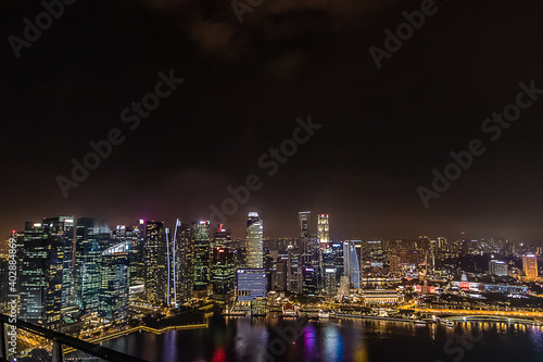 Singapore view from Marina Bay Sand in the evening © Jan