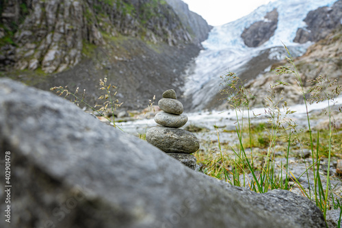 Cairn at the Buerbreen glacier