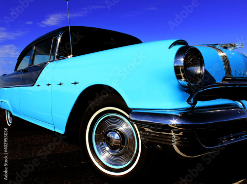 Pontiac Chieftain Car