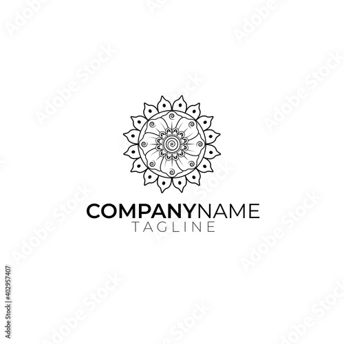 Emblem luxury beauty spa, cosmetics, jewelry, hotel, restaurant. Wedding elegant outline frame. Vector floral luxury curve logo design. Round gold ornate frame. Vintage premium design vector element.