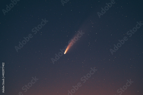 Captured comet C / 2020 F3 (NEOWISE) in the dark sky after sunset.