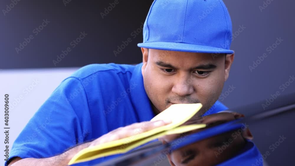Staff polishes the car, uses a microfiber cloth and polish to wipe the car's body with polish. He takes care of every detail of the car.
Staff polishes the car, uses a microfiber cloth and polish to wipe the car's body with polish. He takes care of every detail of the car.
