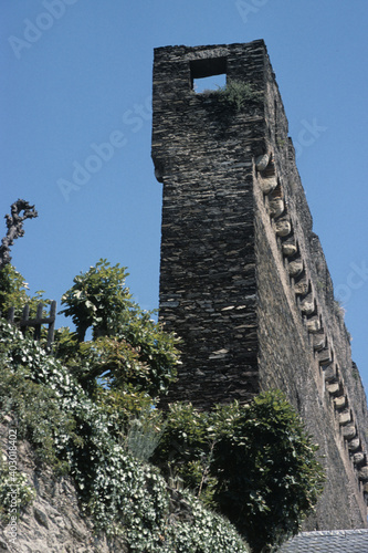 Aussenmauer der Schoenburg bei Oberwesel photo