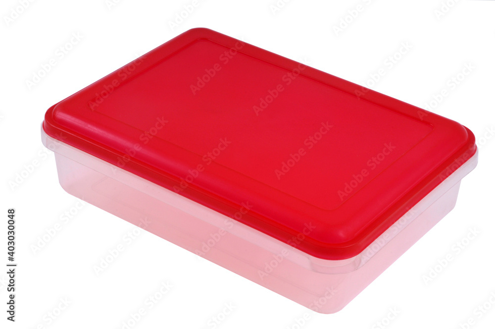 Boîte en plastique alimentaire en gros plan sur fond blanc Boîte en plastique alimentaire en gros plan sur fond blanc