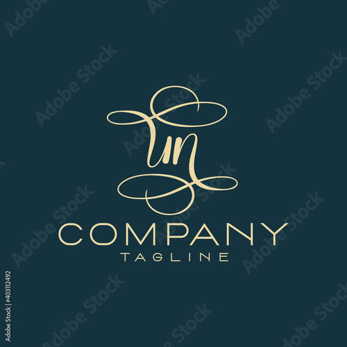 lettern un initial logo fashion beauty salon boutique monogram Design