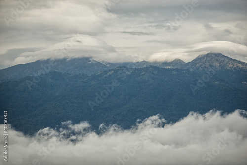 the mountains on the clouds 