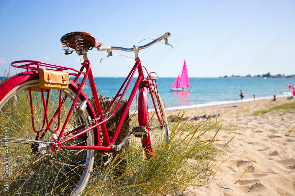 Bord de mer, plage en Vendée sur l'île de Noirmoutier en France.