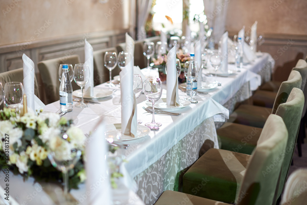 wedding table setting