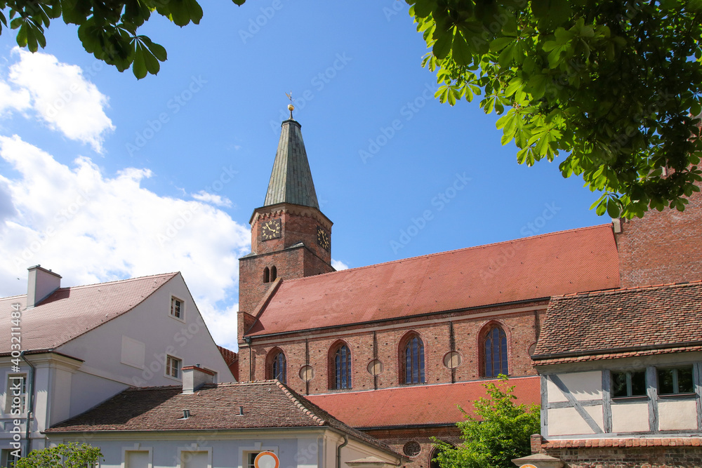Obraz premium Beautiful view to the Brandenburg cathedral, cathedral island, Brandenburg an der Havel- Germany