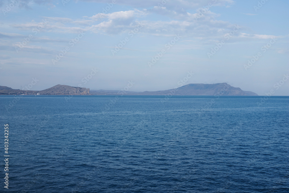 Tranquillity: the sea and the mountains